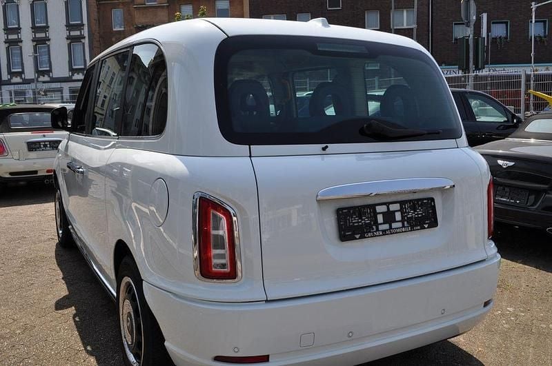 Weiß Gebraucht 2020 LEVC TX Van / Kleinbus | 11.900 € - Bild 1/4