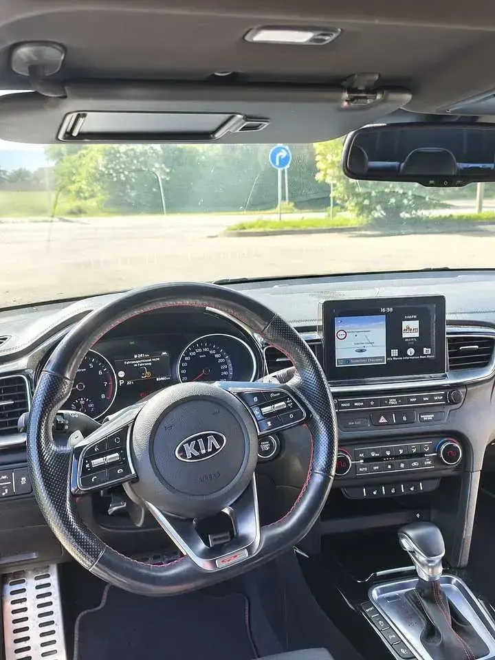 Gebraucht Kia Ceed GT GT 204 PS (150 kW) 2019 Grau Limousine