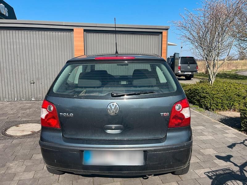 Gebraucht VW Polo 75 PS (55 kW) 2003 Grau Kleinwagen