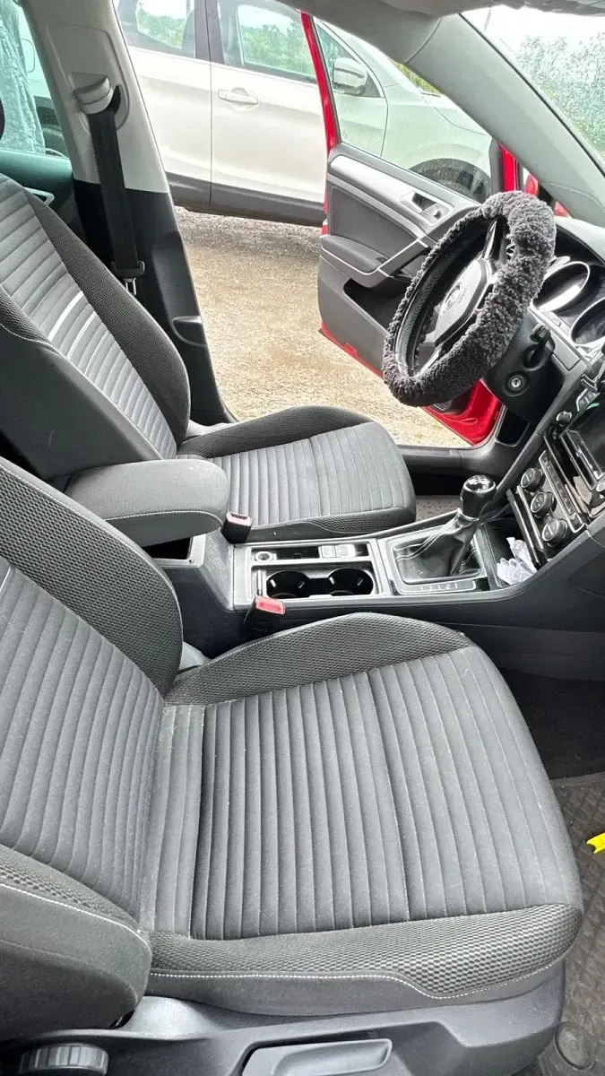 Gebraucht VW Golf VII Edition 103 PS (75 kW) 2014 Rot Limousine