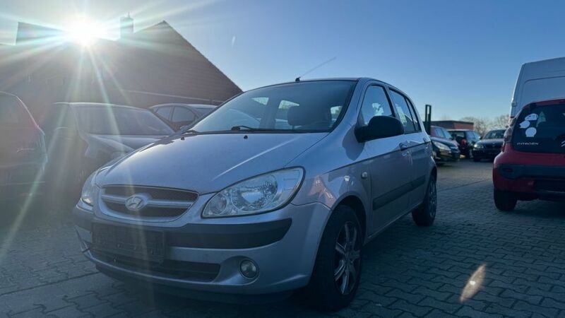 Silber Gebraucht 2009 Hyundai Getz Basis Kleinwagen | 950 € (Guter Preis) - Bild 1/4