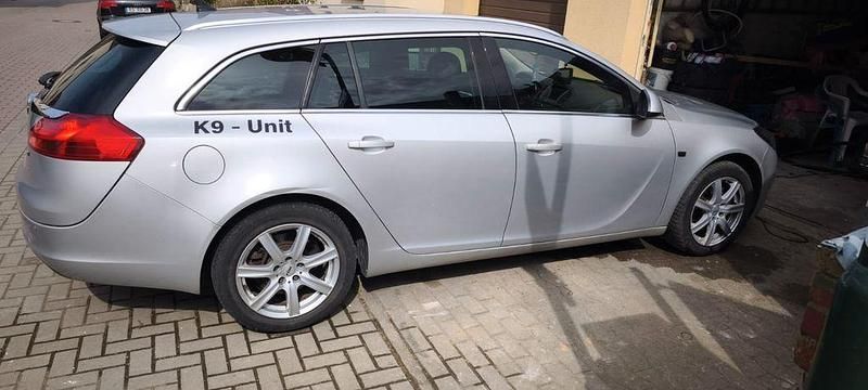 Gebraucht Opel Insignia Innovation 160 PS (117 kW) 2011 Silber Kombi