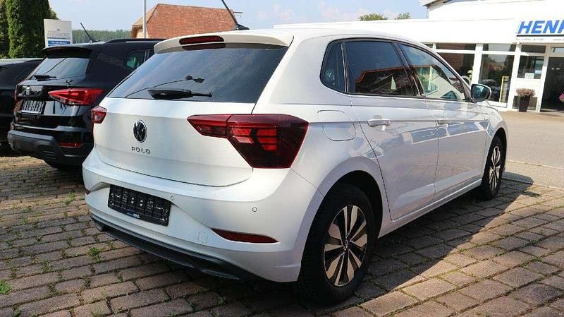 Gebraucht VW Polo Move 95 PS (69 kW) 2023 Pure white Limousine