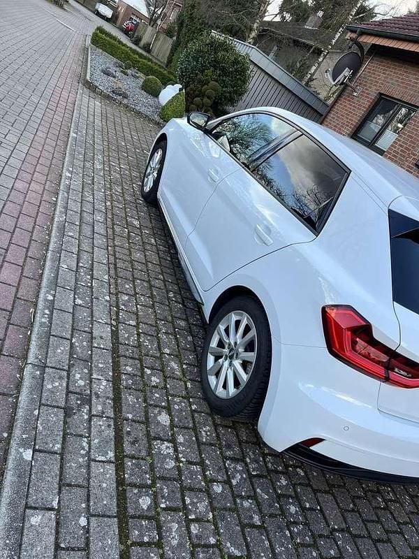 Gebraucht Audi A1 Advanced 116 PS (85 kW) 2019 Weiß SUV