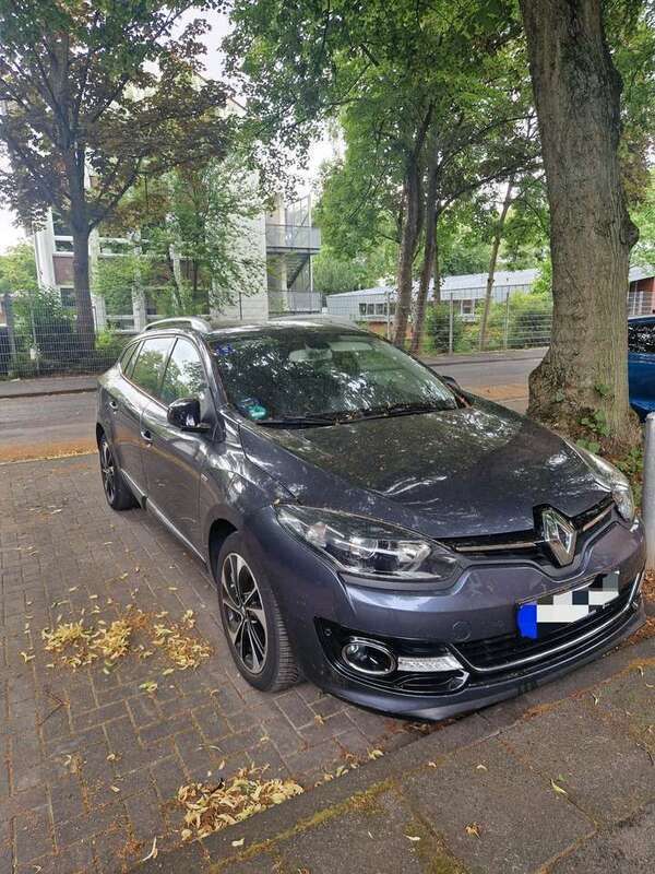 Gebraucht 2015 Renault Mégane III Bose Edition Limousine | 10.000 € (Fairer Preis) - Bild 1/3