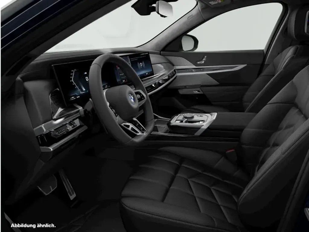 Gebraucht BMW M760e 571 PS (419 kW) 2025 Grau Limousine