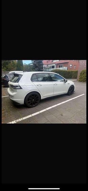 Gebraucht VW Golf VII Style 150 PS (110 kW) 2021 Kleinwagen