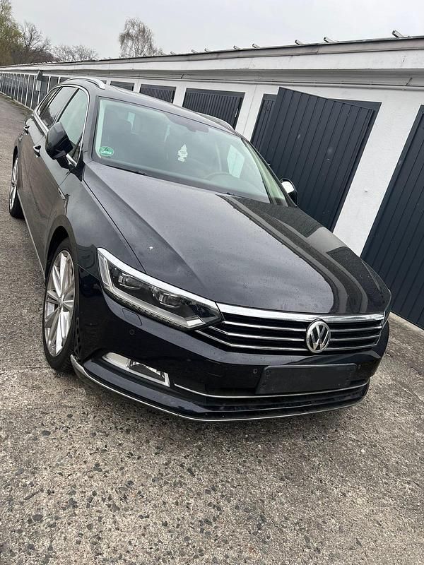 Gebraucht VW Passat 239 PS (175 kW) 2015 Schwarz Kombi