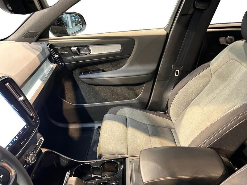 Gebraucht Volvo XC40 Plus 197 PS (144 kW) 2023 Schwarz SUV