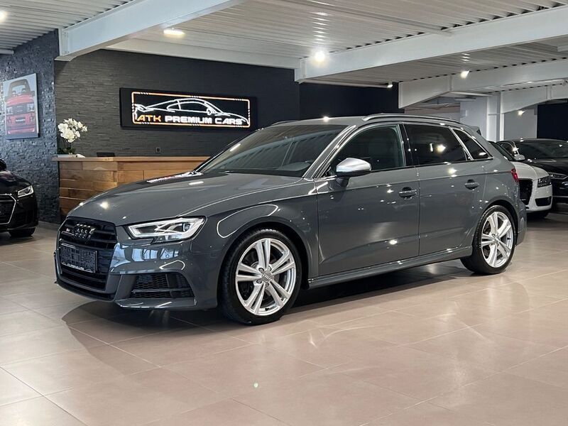 Gebraucht Audi S3 Sport 300 PS (220 kW) 2019 Grau Limousine