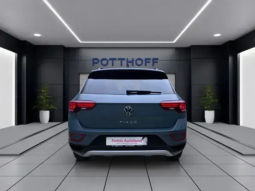 Gebraucht VW T-Roc Goal 116 PS (85 kW) 2025 Petroleum blue metallic SUV