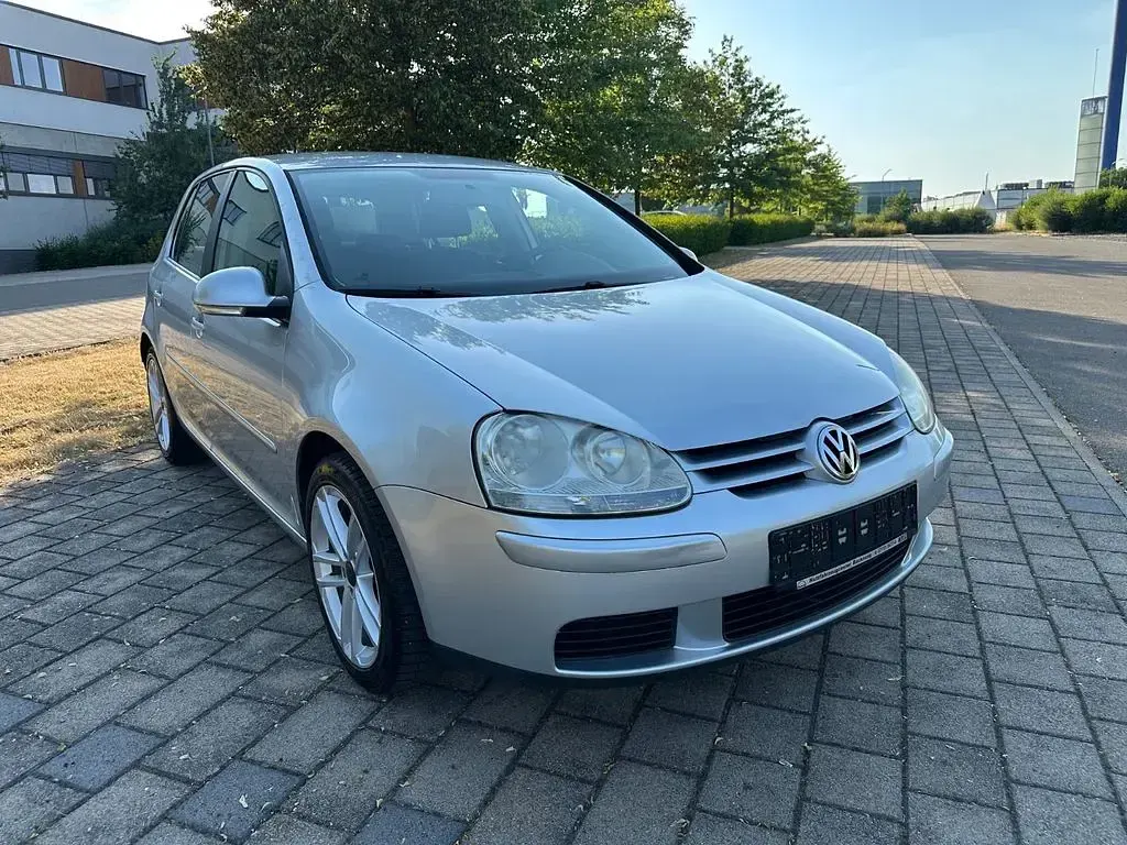 Gebraucht VW Golf V Trendline 102 PS (75 kW) 2008 Silber Kleinwagen