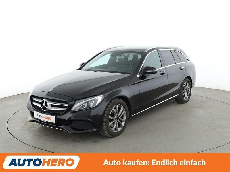 Schwarz Gebraucht 2017 Mercedes C220 Avantgarde Kombi | 19.860 € (Fairer Preis) - Bild 1/3
