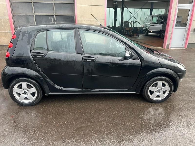 Usado Smart ForFour 95 HP (69 kW) 2006 Preto Citadino