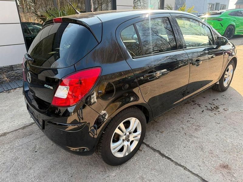 Gebraucht Opel Corsa 95 PS (69 kW) 2011 Schwarz Kleinwagen