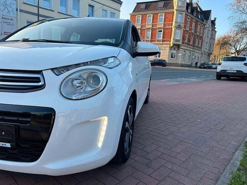 Gebraucht Citroën C1 Shine 82 PS (60 kW) 2015 Weiß Kleinwagen