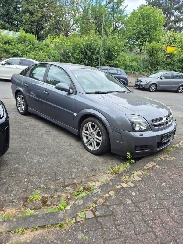 Grau Gebraucht 2003 Opel Vectra Coupé | 1.500 € (Fairer Preis) - Bild 1/4