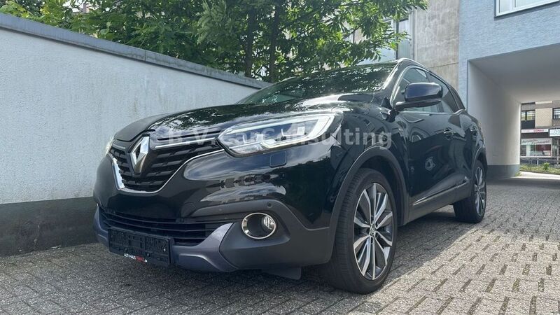 Schwarz Gebraucht 2017 Renault Kadjar Bose Edition SUV | 12.498 € (Fairer Preis) - Bild 1/4