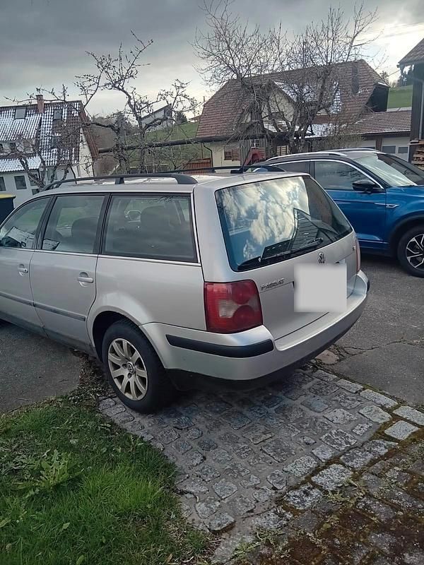 Gebraucht VW Passat 131 PS (96 kW) 2003 Silber Kombi