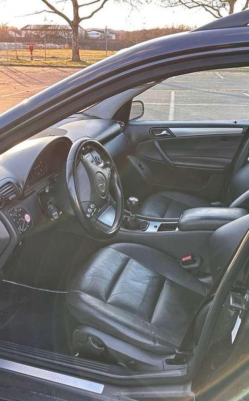 Gebraucht Mercedes C320 224 PS (164 kW) 2005 Kombi