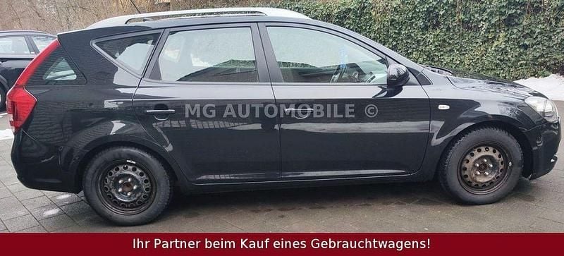 Gebraucht Kia Ceed Sportswagon 90 PS (66 kW) 2013 Schwarz Kombi