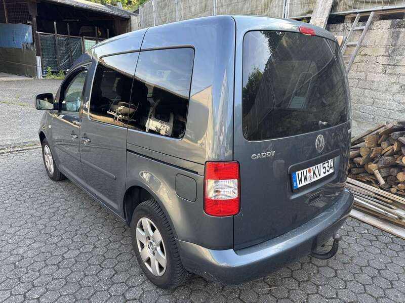 Schwarz Gebraucht 2008 VW Caddy Family Van / Kleinbus | 3.999 € (Fairer Preis) - Bild 1/4