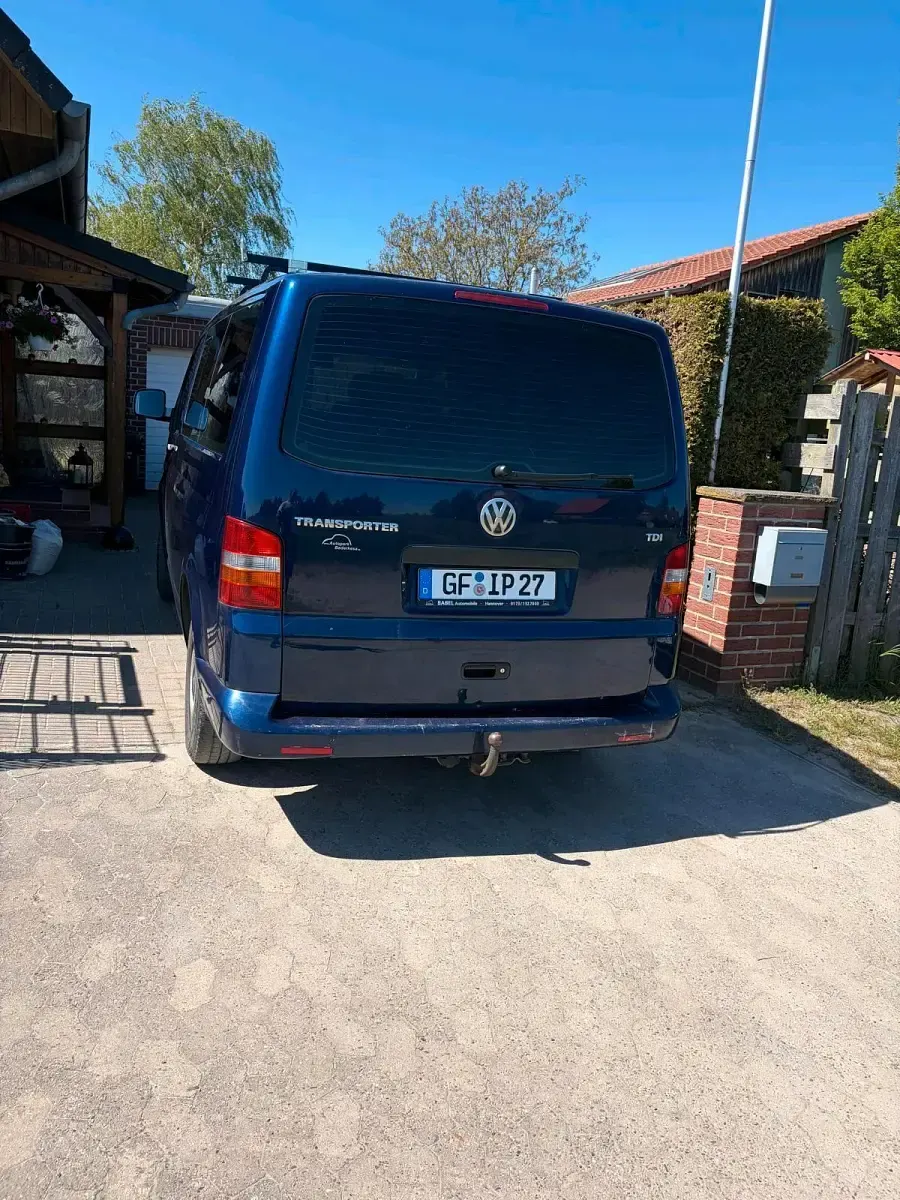 Gebraucht VW Caravelle Basis 105 PS (77 kW) 2005 Blau Van