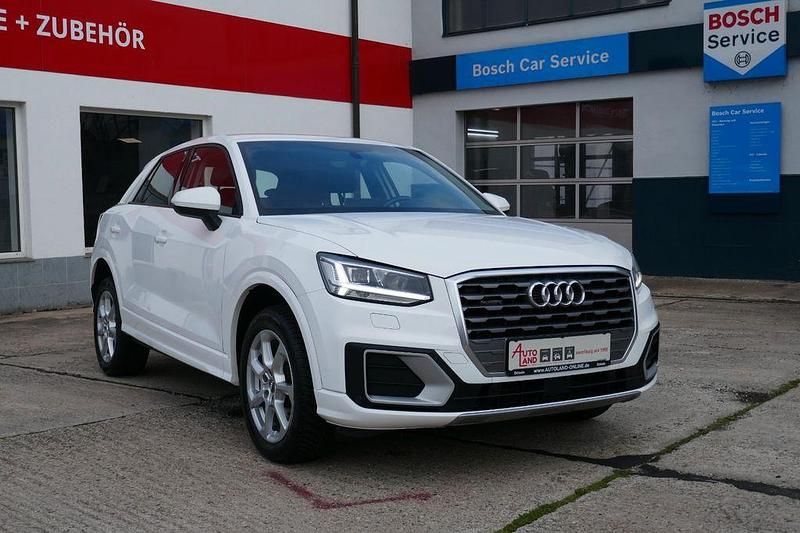 Weiß Gebraucht 2017 Audi Q2 Sport SUV | 19.490 € (Fairer Preis) - Bild 1/4