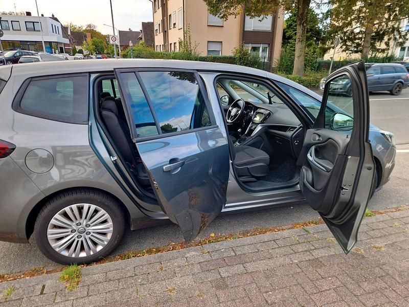Gebraucht Opel Zafira 140 PS (102 kW) 2017 Grau Van / Kleinbus
