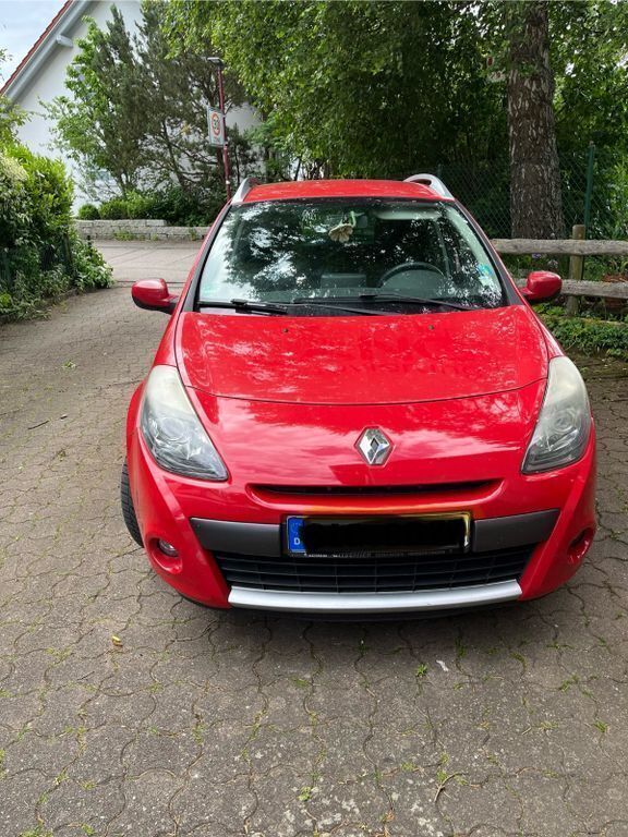 Rot Gebraucht 2010 Renault Clio II Dynamique Limousine | 750 € (Superpreis) - Bild 1/4