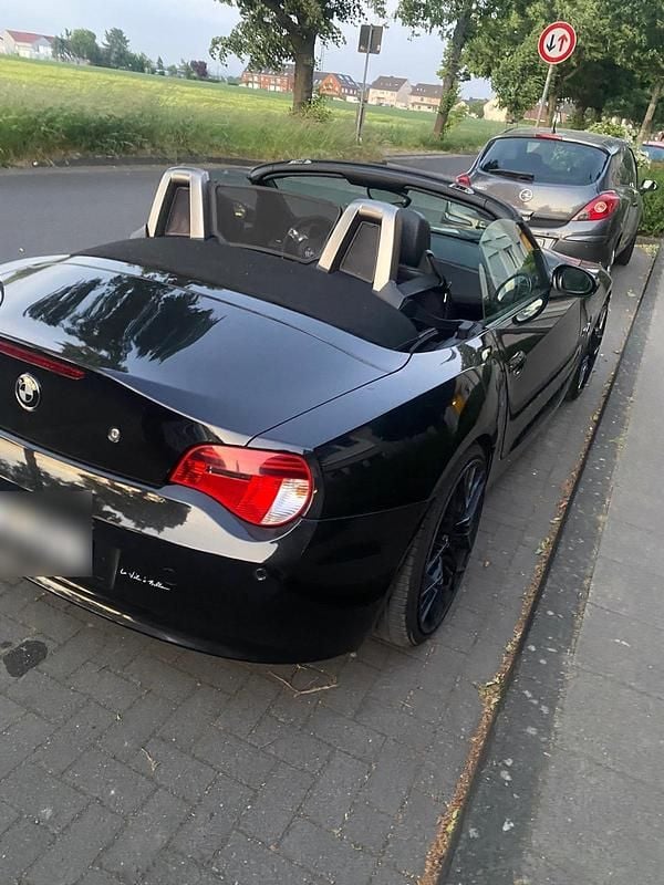 Gebraucht BMW Z4 177 PS (130 kW) 2007 Schwarz Cabrio
