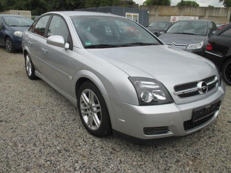Silber Gebraucht 2003 Opel Vectra Limousine | 2.190 € (Fairer Preis) - Bild 1/4