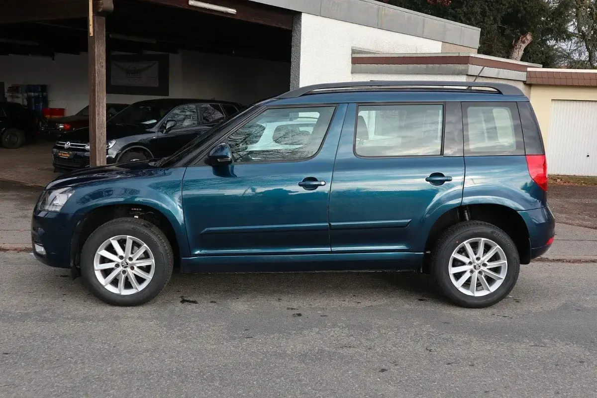 Occasion Skoda Yeti 110 ch (80 kW) 2017 Bleue SUV