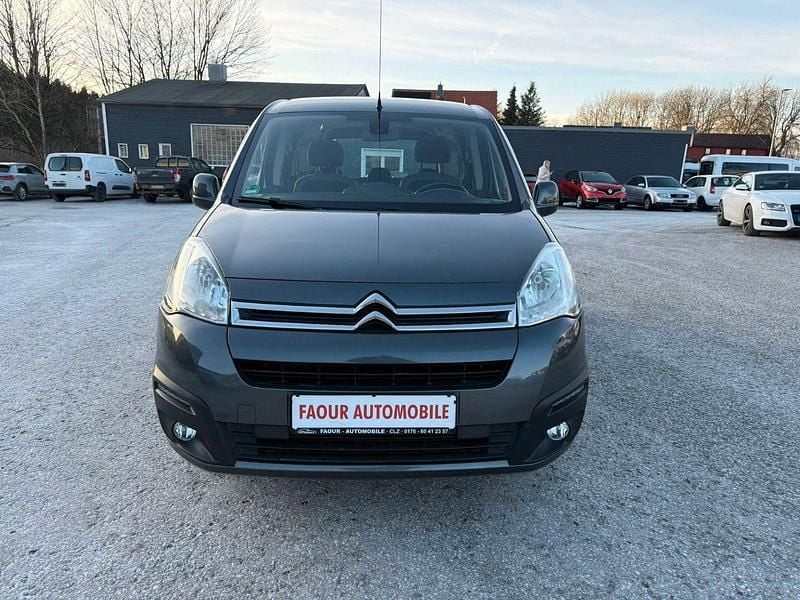 Gebraucht Citroën Berlingo SELECTION 99 PS (72 kW) 2015 Grau Van / Kleinbus