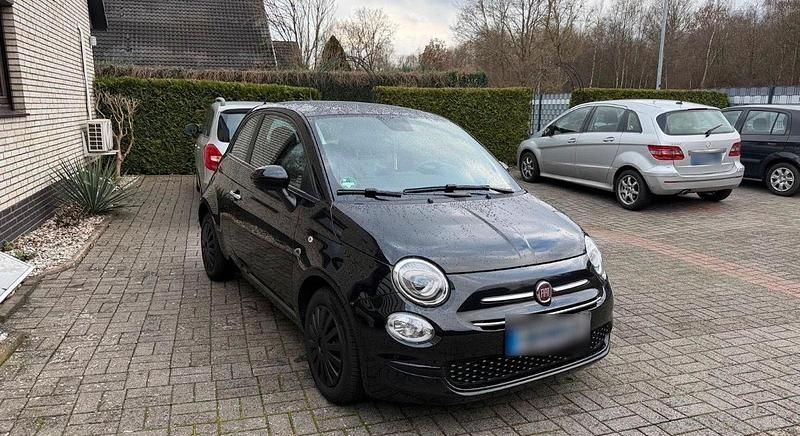 Gebraucht Fiat 500 Lounge 70 PS (51 kW) 2020 Schwarz Kleinwagen