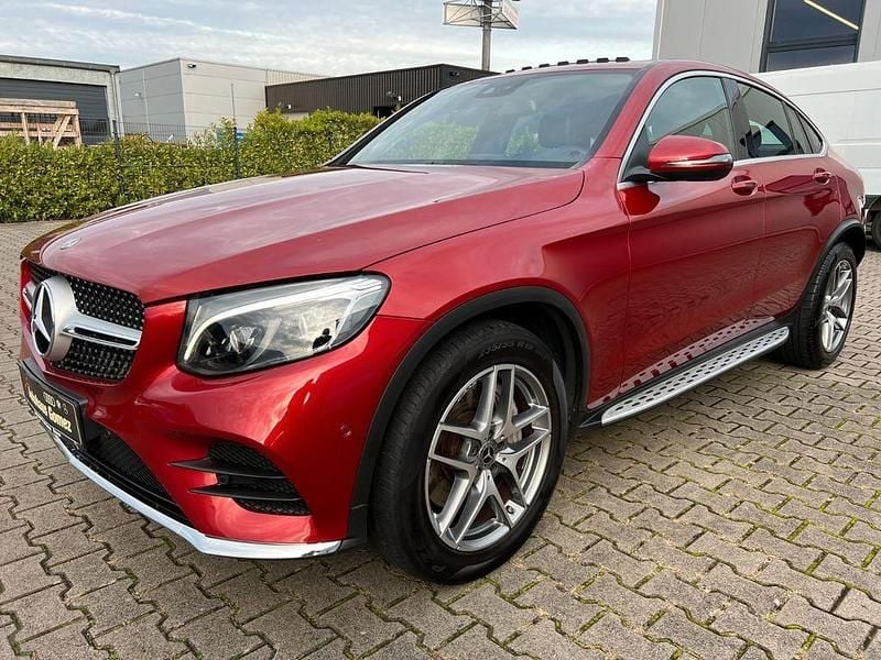 Rot Gebraucht 2018 Mercedes GLC250 AMG Coupé | 25.700 € (Guter Preis) - Bild 1/4