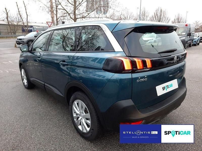 Gebraucht Peugeot 5008 Active 131 PS (96 kW) 2017 Schwarz SUV