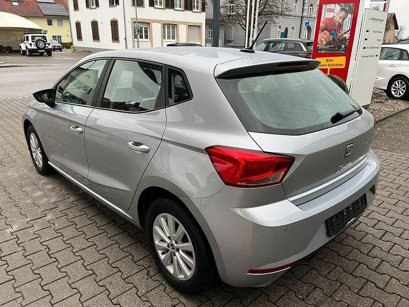 Gebraucht Seat Ibiza Style 95 PS (69 kW) 2022 Silber Kleinwagen