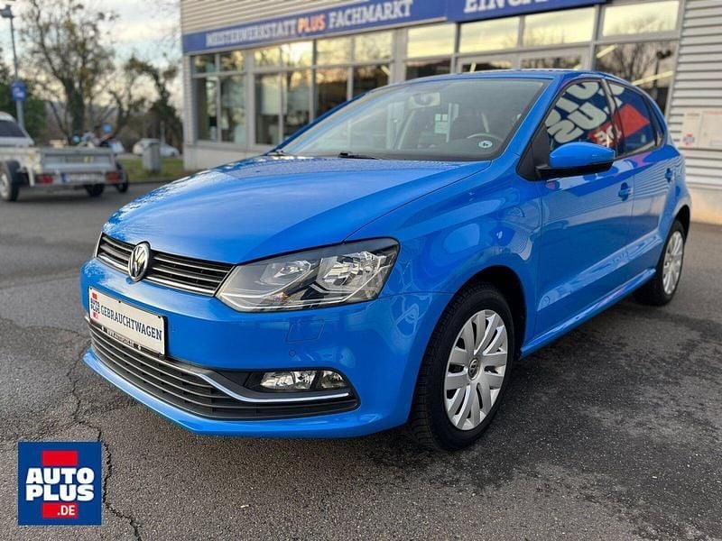 Blau Gebraucht 2015 VW Polo Comfortline Kleinwagen | 8.999 € (Fairer Preis) - Bild 1/4