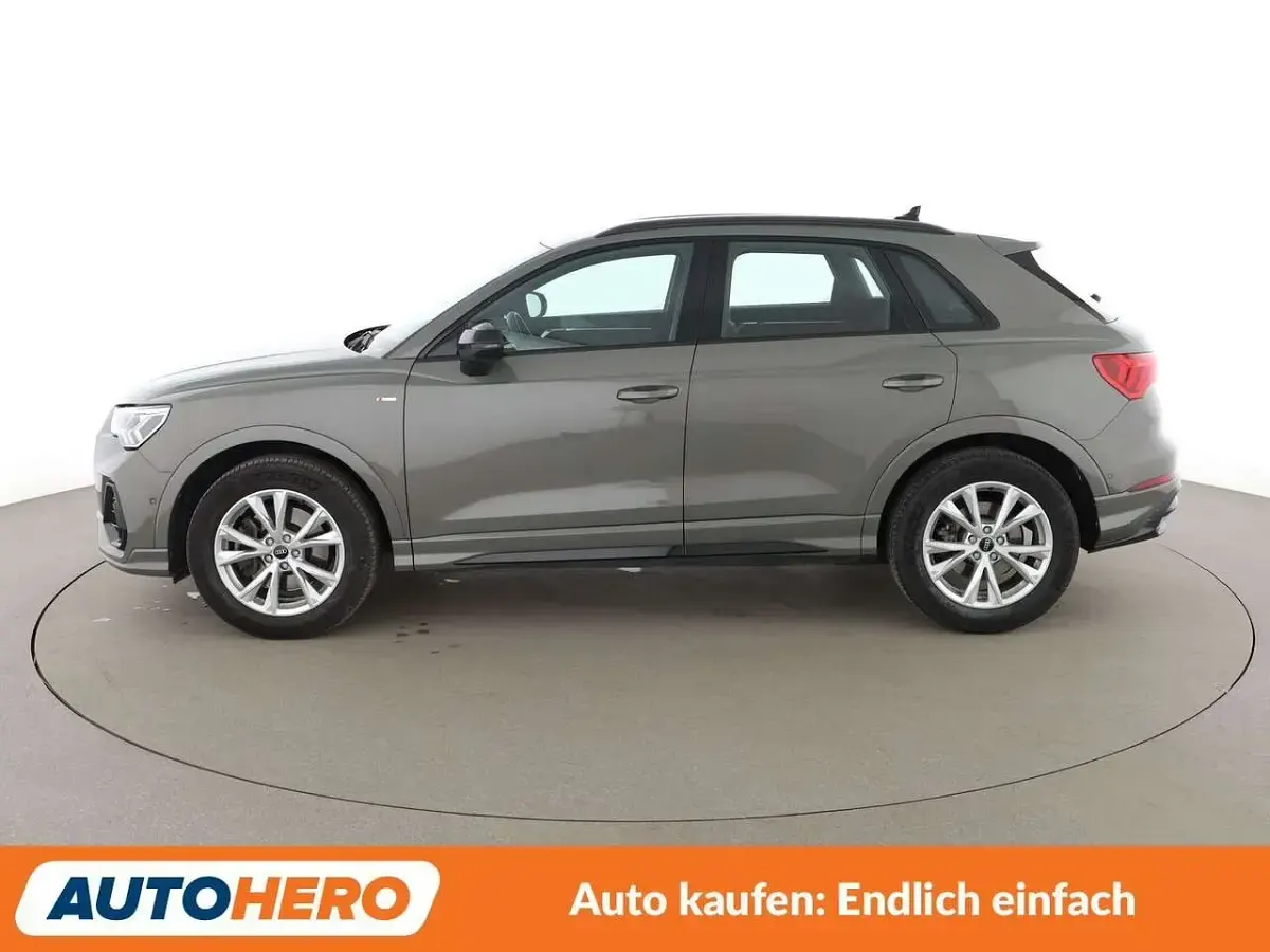 Gebraucht Audi Q3 S-Line 190 PS (139 kW) 2022 Grau SUV