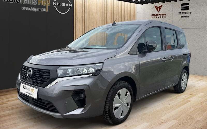 Grau Gebraucht 2023 Nissan Townstar N-Connecta Van / Kleinbus | 26.490 € (Etwas zu teuer) - Bild 1/4