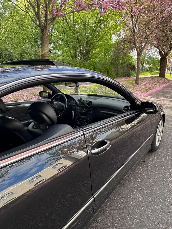 Gebraucht Mercedes CLK280 Avantgarde 231 PS (169 kW) 2005 Schwarz Coupé