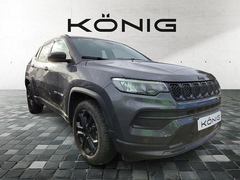 Gebraucht Jeep Compass Night Eagle 131 PS (96 kW) 2023 Graphite grey (5dt) (grau) SUV