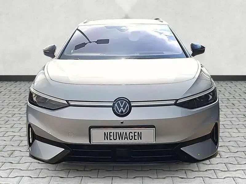 Neu VW ID.7 Pro 210 kW (286 PS) 2026 Scalesilver metallic Kombi