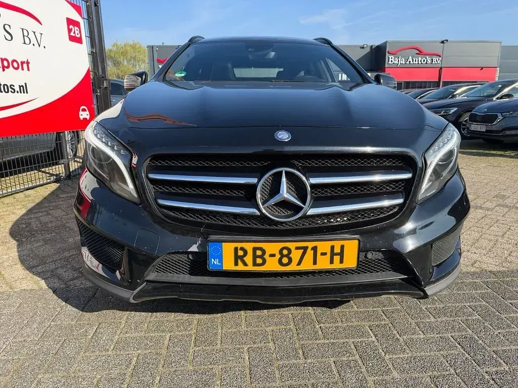 Gebraucht Mercedes GLA200 AMG 136 PS (100 kW) 2014 Schwarz SUV