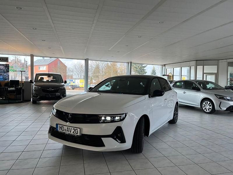 Gebraucht Opel Astra 136 PS (100 kW) 2025 Weiß Limousine