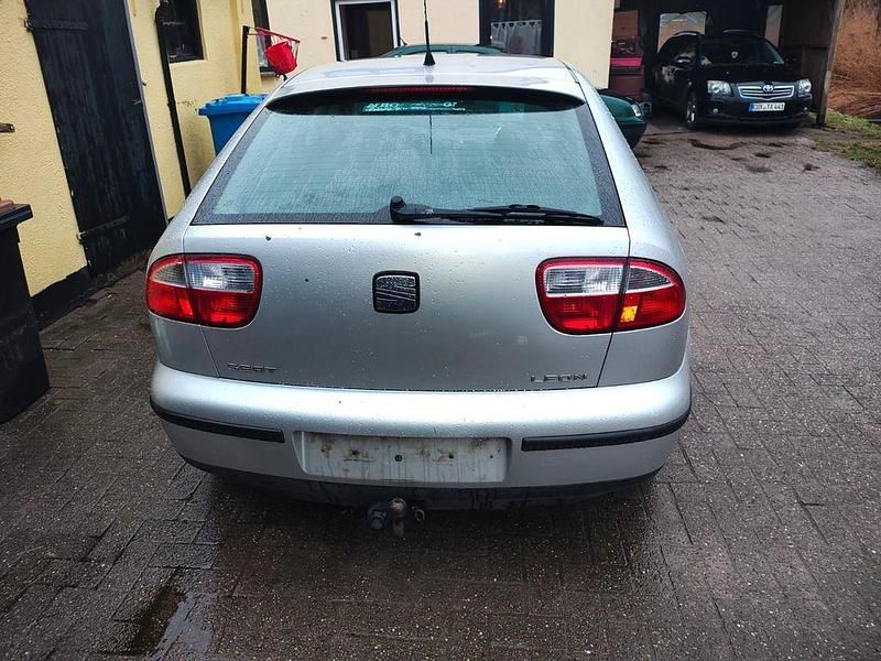 Gebraucht Seat Leon Stella 75 PS (55 kW) 1999 Grau Kleinwagen