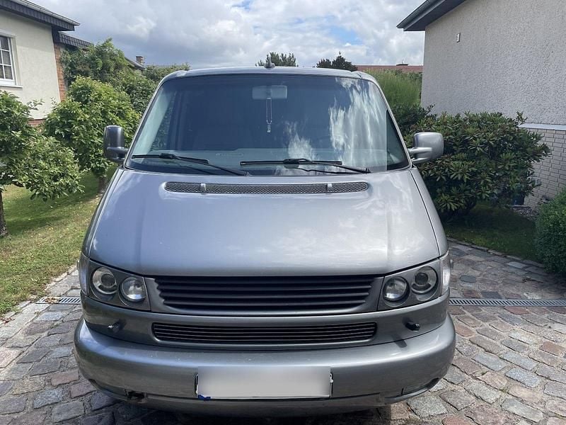 Gebraucht VW Multivan Highline 151 PS (111 kW) 2003 Grau Van