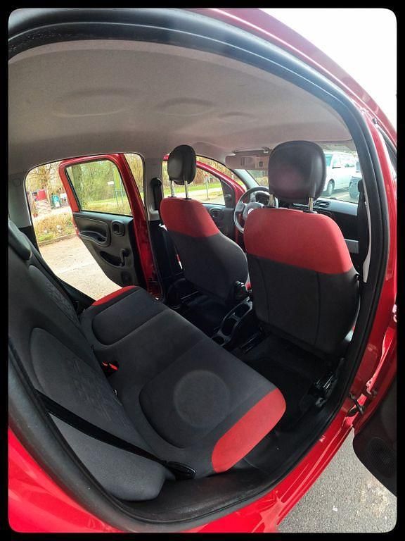 Gebraucht Fiat Panda Easy 69 PS (50 kW) 2016 Rot Kleinwagen