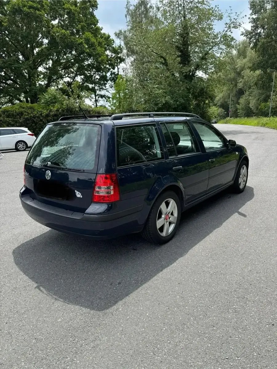 Gebraucht VW Golf IV 90 PS (66 kW) 2002 Blau Kombi